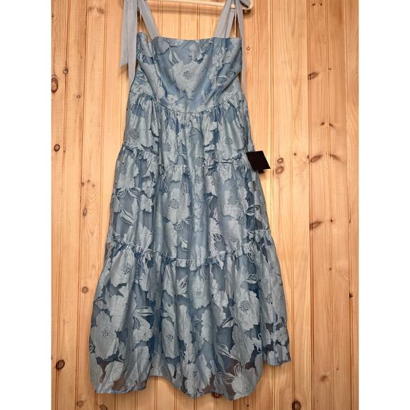 NWT Lulus Proof of Perfection Blue Floral Tiered Tie-Strap Midi Dress Cruise L - Picture 2 of 10